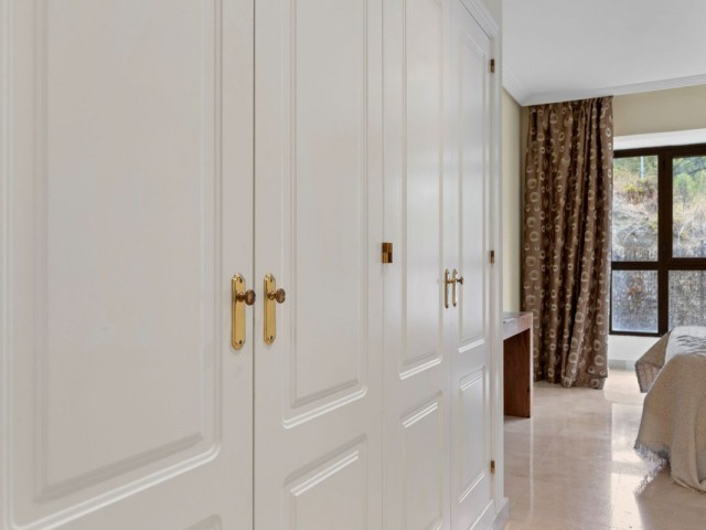 3 Soveroms Leilighet i Benahavís