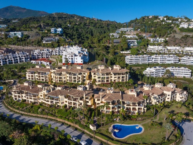 3 Bedrooms Apartment in Benahavís