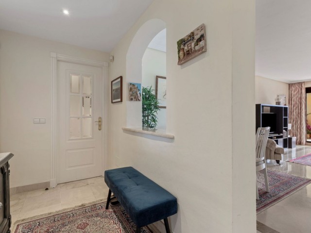 3 Bedrooms Apartment in Benahavís