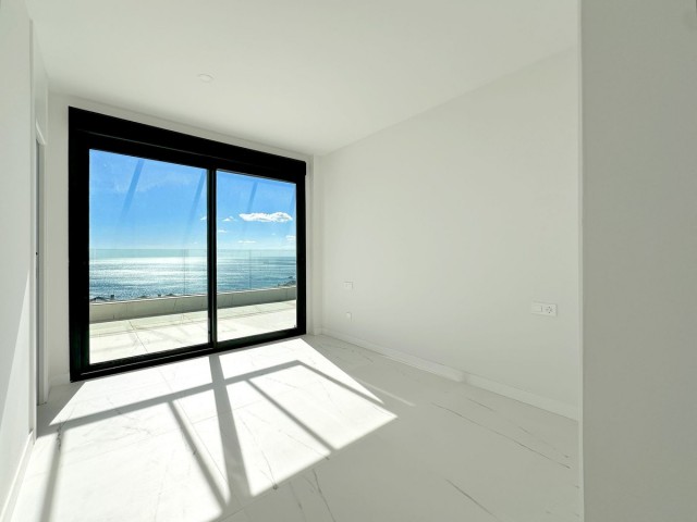 Penthouse in Casares Playa