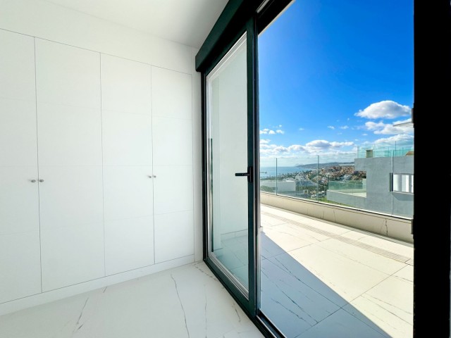 Penthouse in Casares Playa