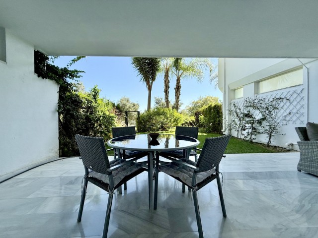 2 Slaapkamer Appartement in Guadalmina Baja