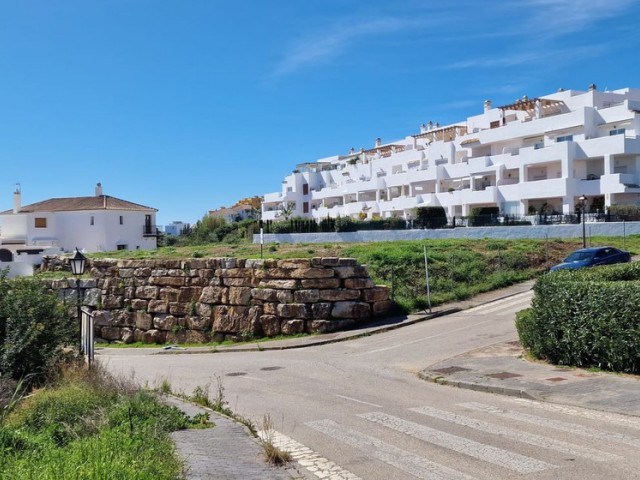  Plot in New Golden Mile