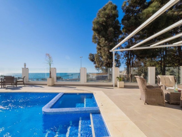 6 Slaapkamer Villa in El Chaparral