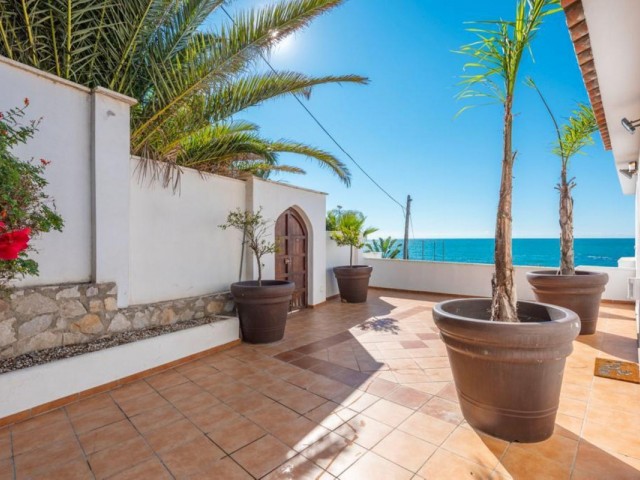 6 Slaapkamer Villa in El Chaparral