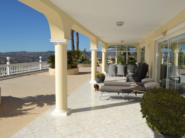 3 Makuuhuoneen Huvila Sierrezuela