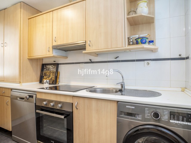 2 Bedrooms Apartment in Nueva Andalucía