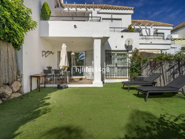 Leilighet, Nueva Andalucia, R5209372