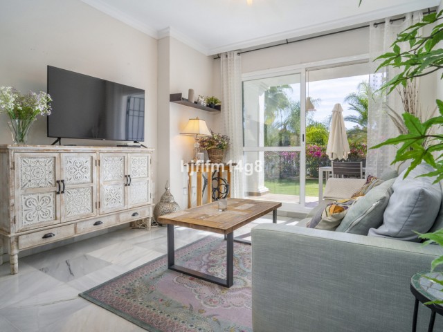 Leilighet, Nueva Andalucia, R5209372