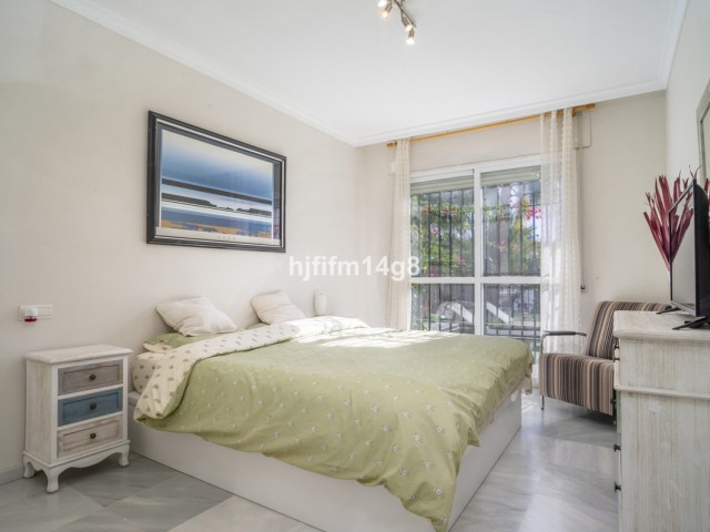 2 Soveroms Leilighet i Nueva Andalucía