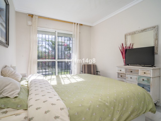 2 Soveroms Leilighet i Nueva Andalucía