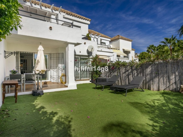 2 Soveroms Leilighet i Nueva Andalucía