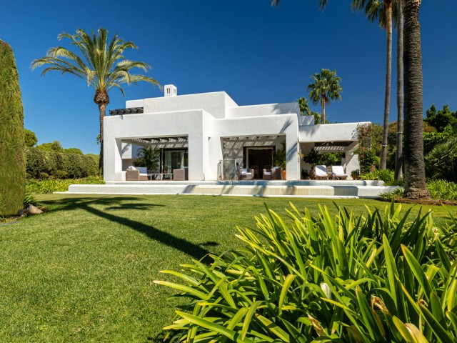 Villa avec 4 Chambres  à Casares