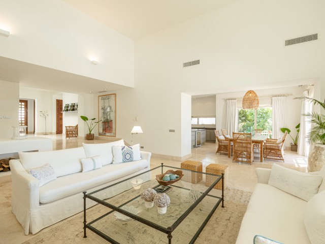 Villa avec 4 Chambres  à Casares