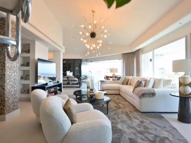 4 Bedrooms Apartment in Benalmadena Costa