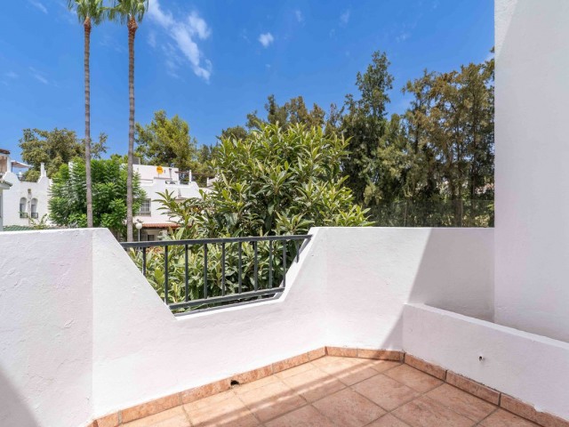 3 Schlafzimmer Reihenhaus in Nueva Andalucía