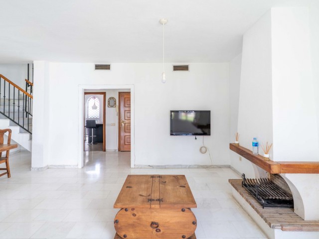 3 Schlafzimmer Reihenhaus in Nueva Andalucía