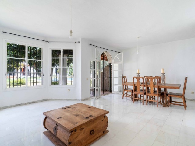 3 Schlafzimmer Reihenhaus in Nueva Andalucía