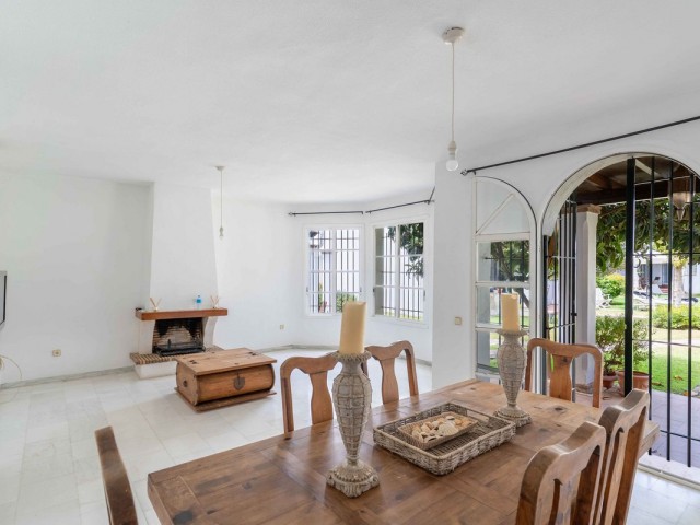 3 Schlafzimmer Reihenhaus in Nueva Andalucía