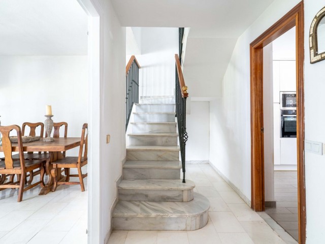 3 Schlafzimmer Reihenhaus in Nueva Andalucía