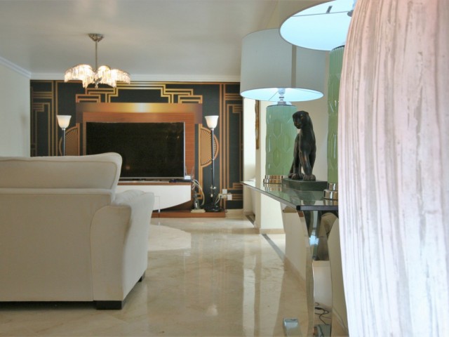 Penthouse in Guadalmina Alta