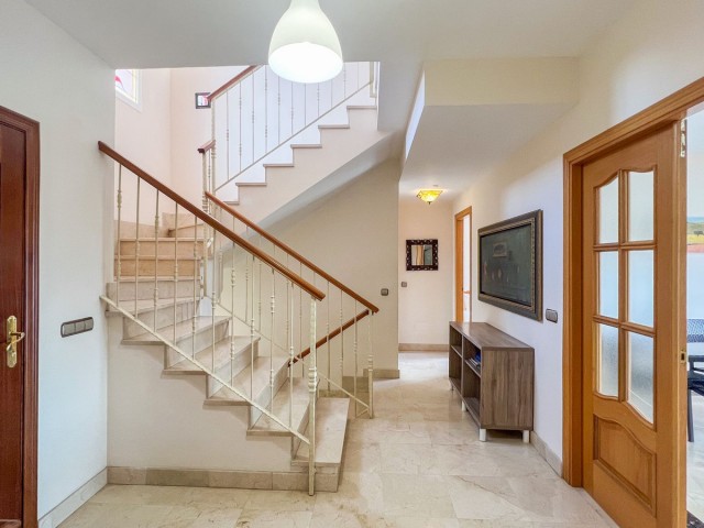 Villa, Cerros del Aguila, R4317397