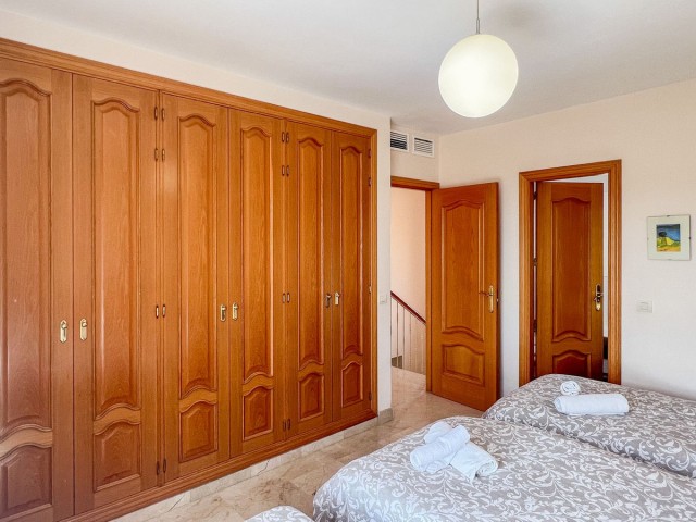 4 Soveroms Villa i Cerros del Aguila