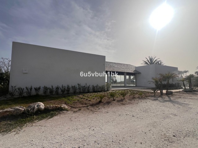 Commercial in Elviria