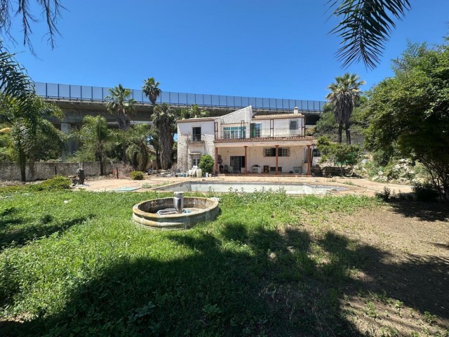 7 Sovrums Villa i Nueva Andalucía