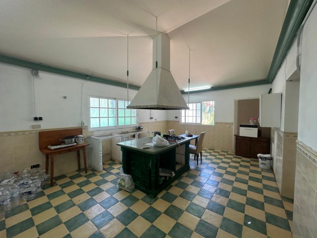 7 Sovrums Villa i Nueva Andalucía