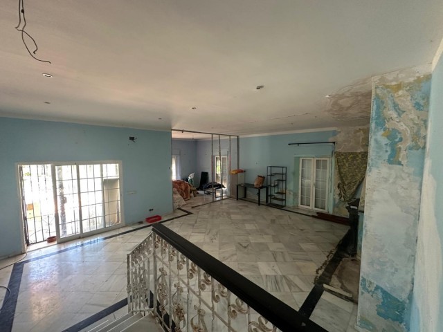 7 Sovrums Villa i Nueva Andalucía