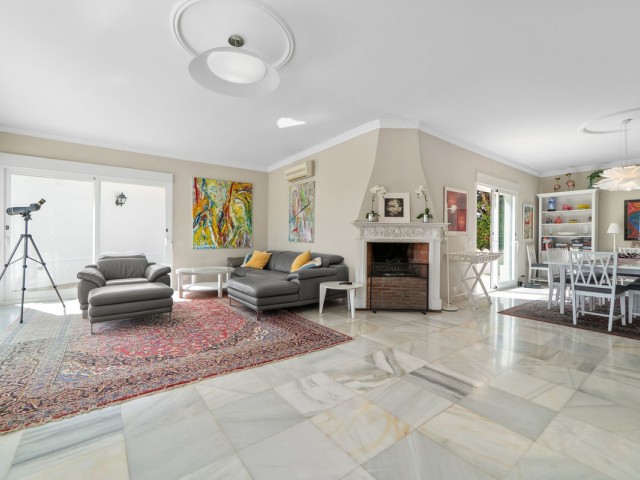 4 Bedrooms Villa in Sierrezuela