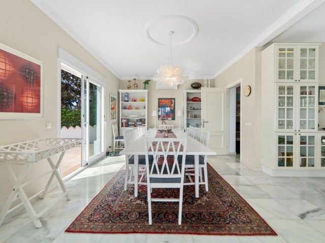 4 Schlafzimmer Villa in Sierrezuela