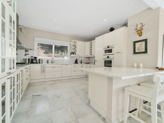 4 Schlafzimmer Villa in Sierrezuela