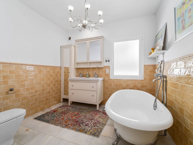 4 Schlafzimmer Villa in Sierrezuela