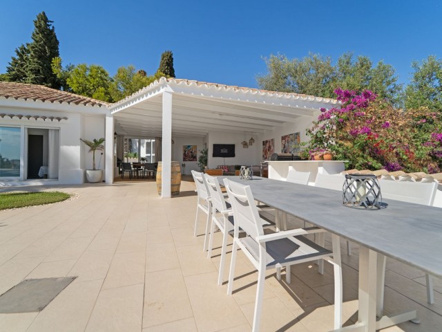 4 Schlafzimmer Villa in Sierrezuela