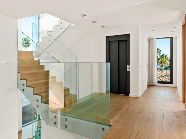 6 Slaapkamer Villa in Costabella