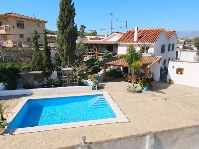 4 Slaapkamer Villa in Alhaurín el Grande