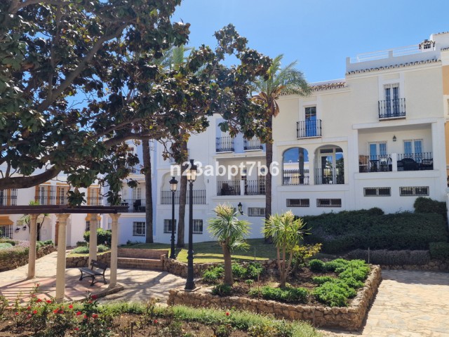 2 Soveroms Rekkehus i Nueva Andalucía