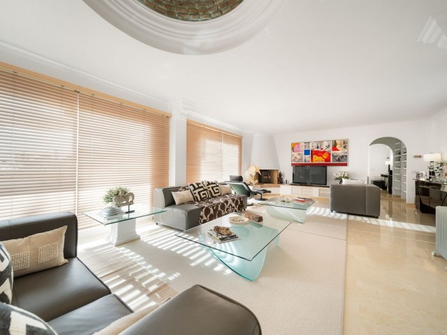 4 Slaapkamer Villa in El Chaparral