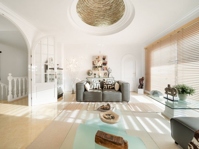 4 Slaapkamer Villa in El Chaparral