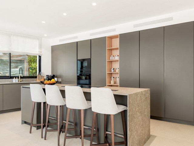 6 Soveroms Villa i Nueva Andalucía