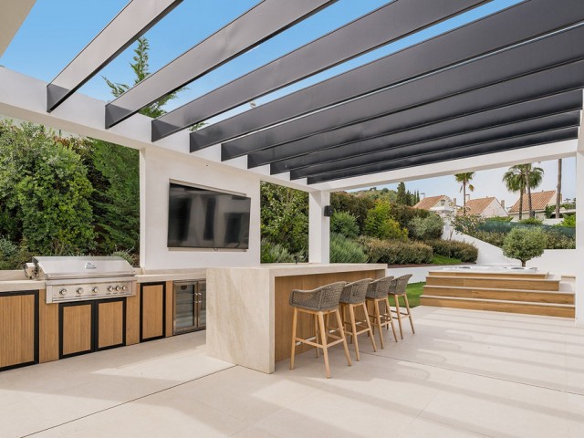 6 Soveroms Villa i Nueva Andalucía