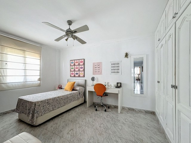 5 Bedrooms Villa in Estepona