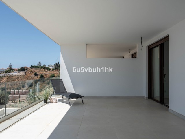 2 Bedrooms Apartment in Fuengirola