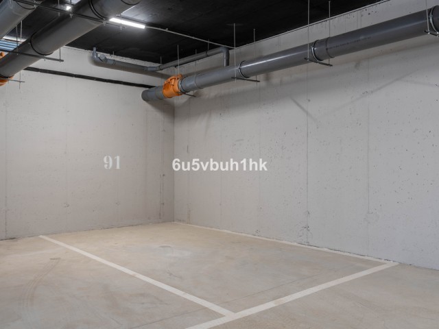 2 Bedrooms Apartment in Fuengirola