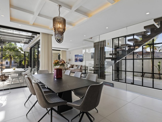 6 Slaapkamer Villa in San Pedro de Alcántara