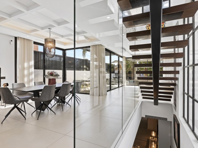 6 Slaapkamer Villa in San Pedro de Alcántara