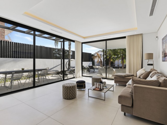 6 Bedrooms Villa in San Pedro de Alcántara
