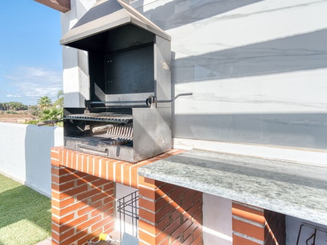 Ático con 4 Dormitorios  en Torrequebrada